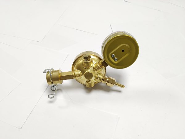American Type Oxygen/ Acetylene Gas Regulator Medium Duty with Brass Cover - Image 6