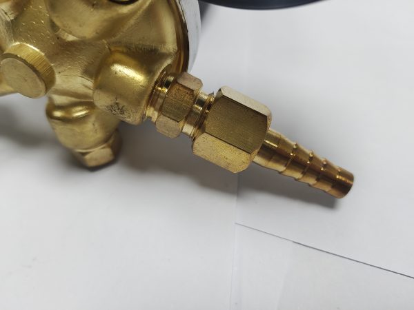 Brazil Type Oxygen Regulator Gas Regulator - Image 4