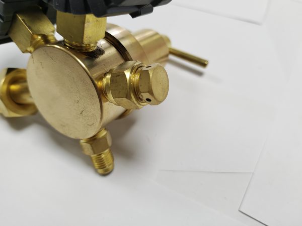 High Pressure Nitrogen Regulator - Image 3