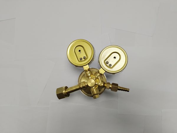American Type Oxygen/ Acetylene Regulator Medium Duty with Steel Cover - Image 7